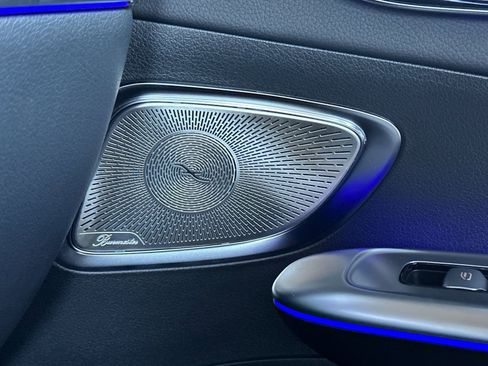New 2025 Mercedes-Benz C 300 4MATIC Sedan image 18