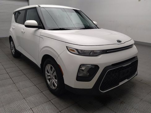 Used 2021 Kia Soul LX FWD image 13