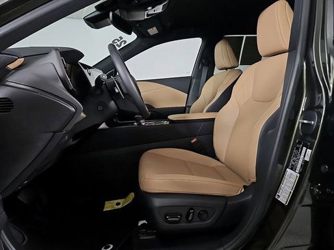 Used 2025 Lexus RX 350 FWD w/ Technology Package image 15