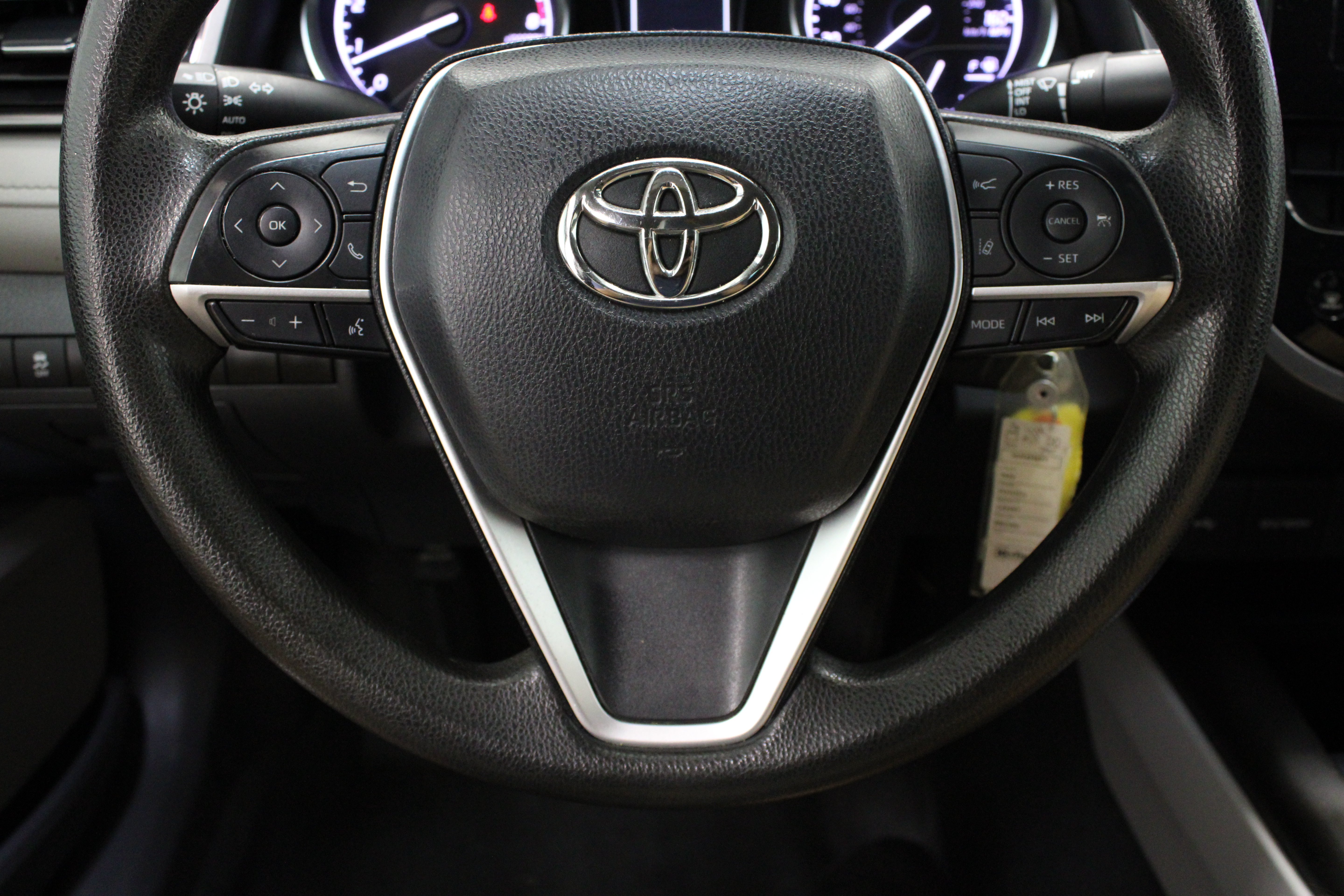 Used 2022 Toyota Camry LE FWD image 22