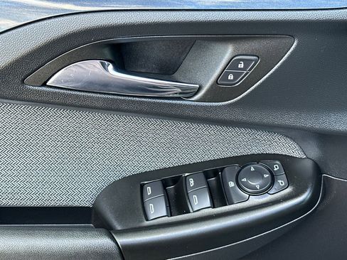 Used 2023 Chevrolet TrailBlazer LT image 11