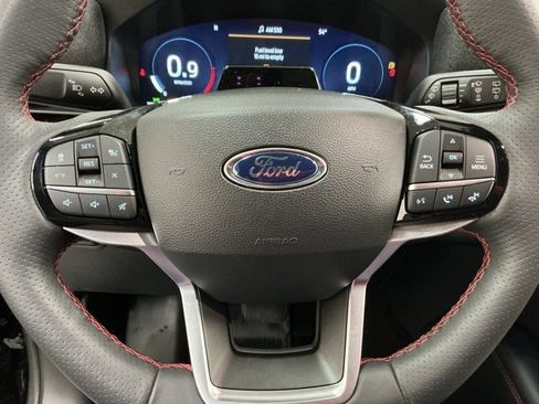 Used 2025 Ford Explorer ST-Line w/ Premium Package image 30