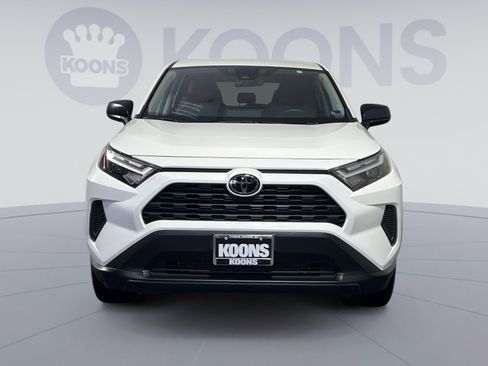 Used 2025 Toyota RAV4 LE FWD image 11