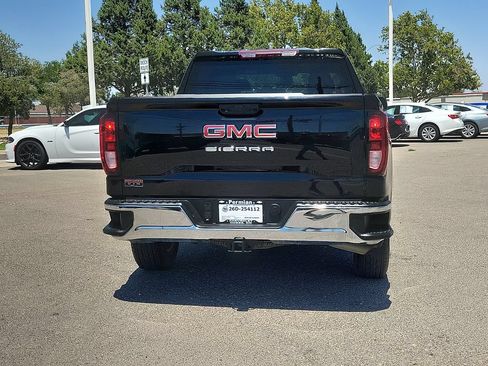 Used 2024 GMC Sierra 1500 Pro w/ Pro Value Package AWD/4WD image 11