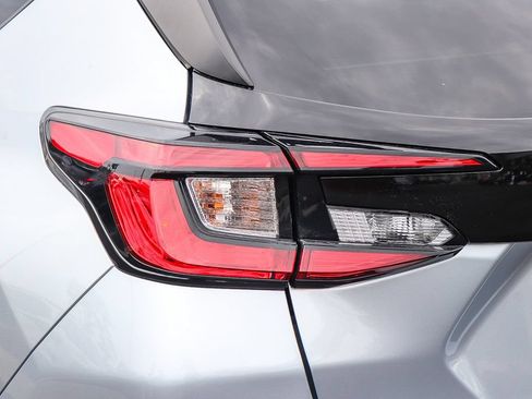 Certified 2025 Subaru Crosstrek 2.5i Sport AWD/4WD image 9