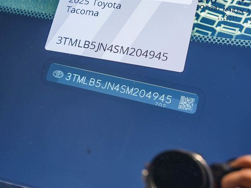 New 2025 Toyota Tacoma TRD Sport image 31