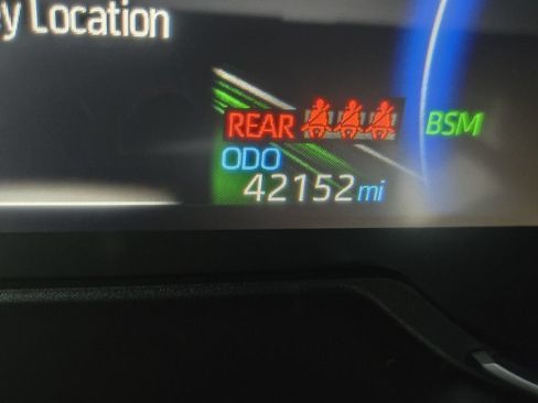 Used 2025 Toyota RAV4 XLE AWD/4WD image 23