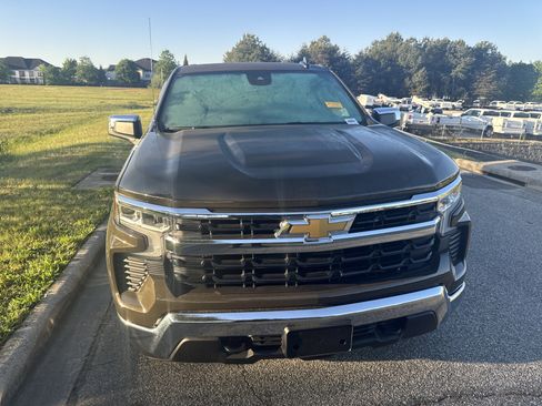 Used 2023 Chevrolet Silverado 1500 LT image 5