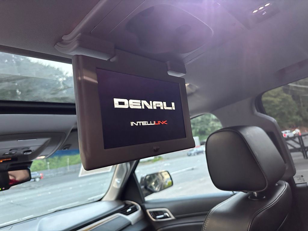 Used 2016 GMC Yukon Denali w/ Open Road Package AWD/4WD image 21
