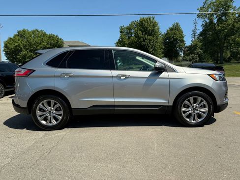 Used 2023 Ford Edge Titanium AWD/4WD image 4