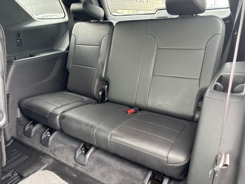 Used 2022 Chevrolet Traverse Premier w/ LPO, Floor Liner Package AWD/4WD image 29