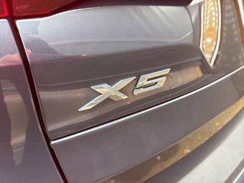 Used 2022 BMW X5 xDrive40i w/ Premium Package image 25