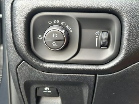 New 2026 RAM 1500 Express image 21