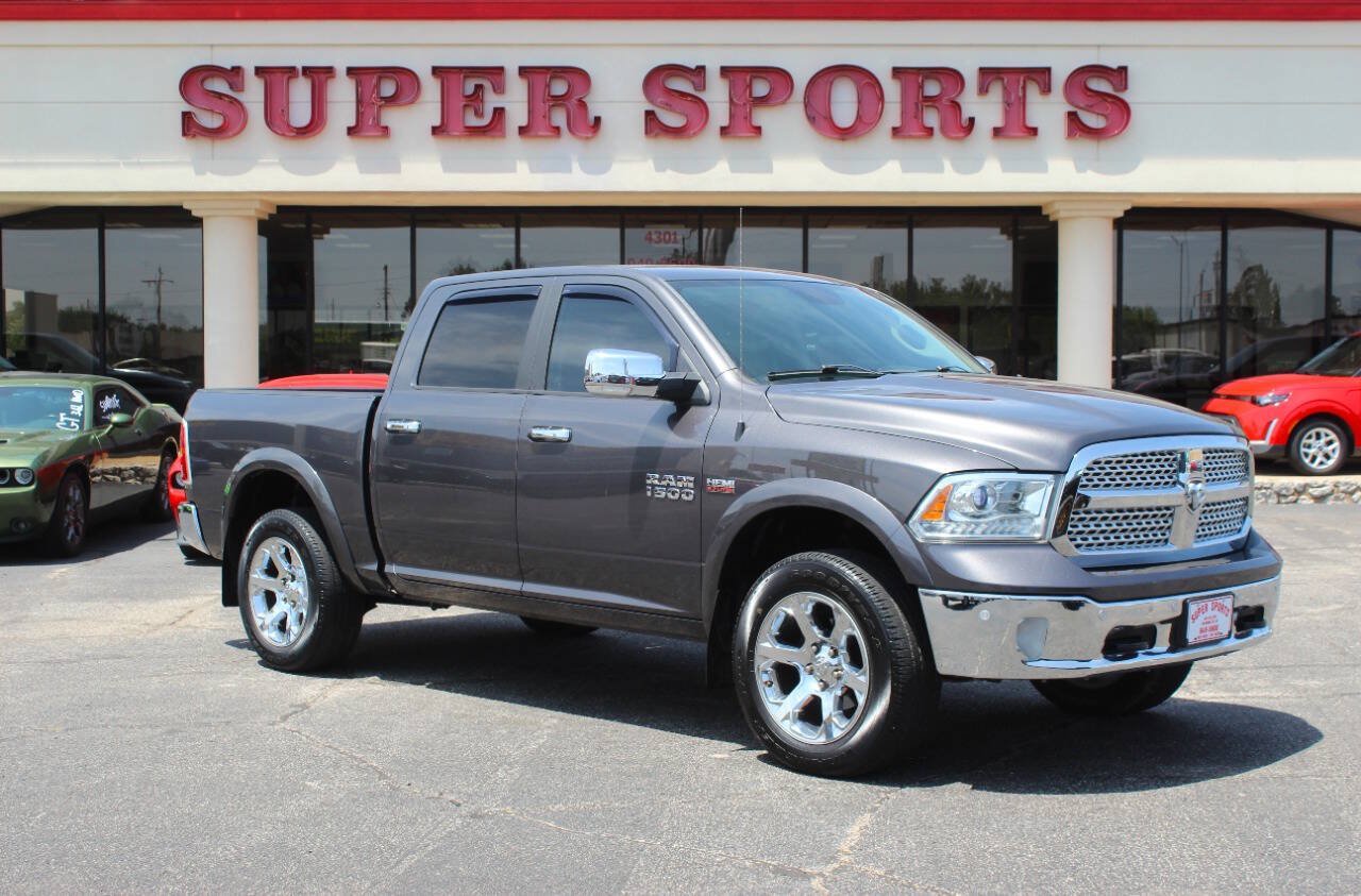 Used 2017 RAM 1500 Laramie w/ Convenience Group AWD/4WD image 1