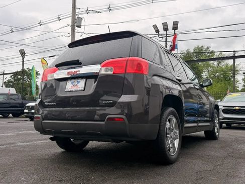 Used 2013 GMC Terrain SLE w/ Chrome Package AWD/4WD image 8