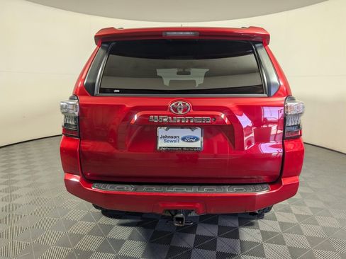 Used 2019 Toyota 4Runner SR5 image 6