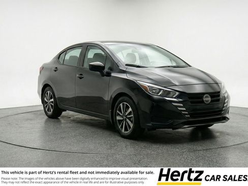 Used 2025 Nissan Versa SV image 1
