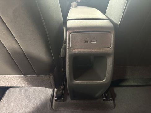 Used 2025 Chevrolet Trax LT w/ Driver Confidence Package FWD image 19