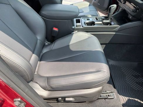 Certified 2026 Subaru Outback Limited XT w/ Premium/Limited Plus Package AWD/4WD image 37