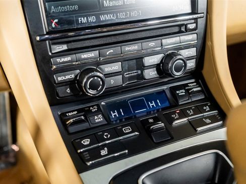 Used 2013 Porsche 911 Carrera 4S image 34