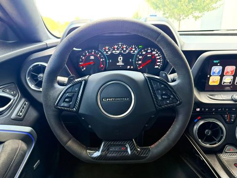 Used 2018 Chevrolet Camaro ZL1 RWD image 26