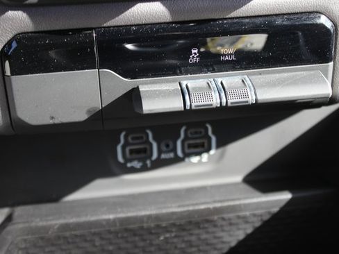 Used 2022 RAM 1500 Big Horn image 8