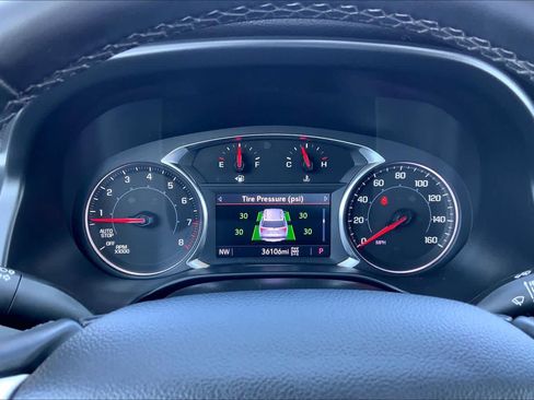 Certified 2023 GMC Acadia SLT AWD/4WD image 49