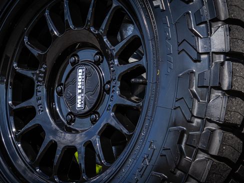 New 2025 Ford Bronco Badlands AWD/4WD image 16