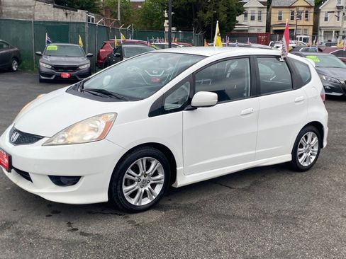 Used 2010 Honda Fit Sport image 3