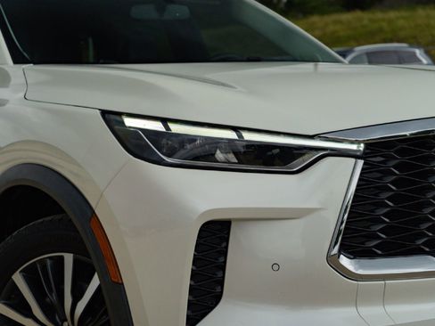 Certified 2022 INFINITI QX60 Sensory w/ Cargo Package FWD image 4