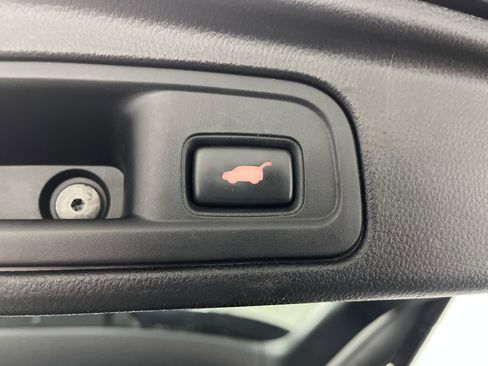 Used 2018 Honda Pilot Elite image 33