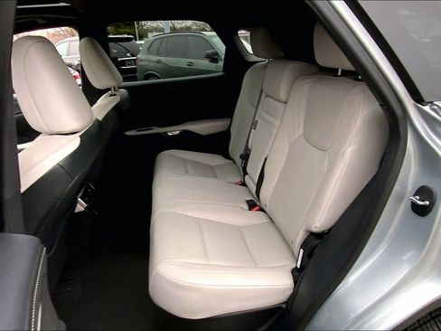 Used 2025 Lexus RX 350 Premium image 20