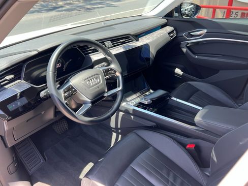 Used 2021 Audi e-tron Premium w/ Convenience Plus Package AWD/4WD image 16