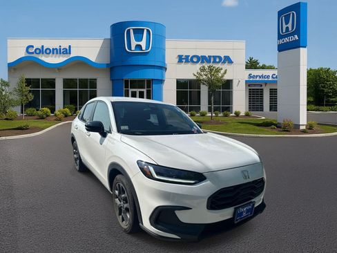 Used 2024 Honda HR-V Sport image 8