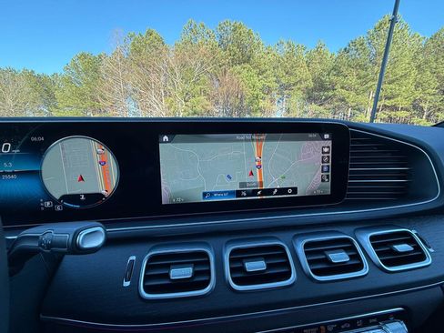 Used 2022 Mercedes-Benz GLE 350 4MATIC w/ Premium Package image 21
