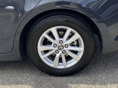 Used 2025 Toyota Camry LE image 8