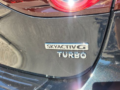 New 2026 MAZDA MAZDA3 Hatchback w/Premium Plus Pkg image 13