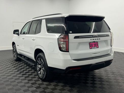 Used 2024 Chevrolet Tahoe Z71 w/ Luxury Package image 3