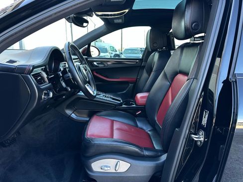 Used 2017 Porsche Macan S image 14