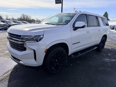 Used 2023 Chevrolet Suburban LT w/ Luxury Package