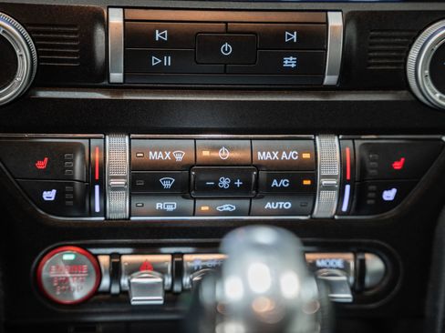 Used 2020 Ford Mustang Premium image 34