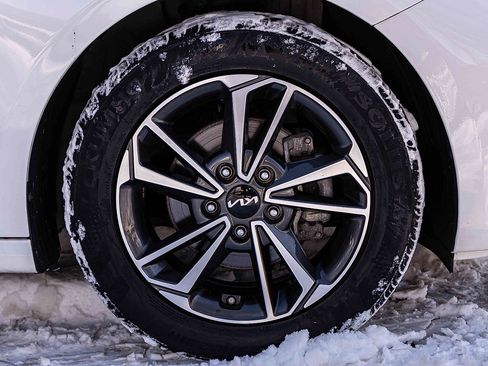 Certified 2023 Kia Forte LXS w/ LXS Technology Package image 26