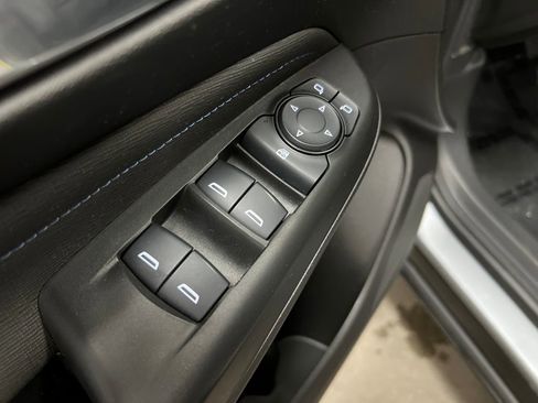 Used 2024 Buick Envista Sport Touring w/ Convenience I Package FWD image 13