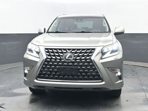 Used 2023 Lexus GX 460 Premium w/ Premium Package image 5