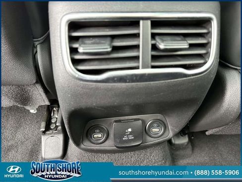 Used 2022 Hyundai Santa Fe Calligraphy image 12