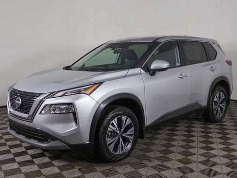 Used 2023 Nissan Rogue SV AWD/4WD image 6