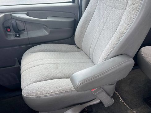 Used 2015 Chevrolet Express 3500 LT w/ LT Preferred Equipment Group image 16