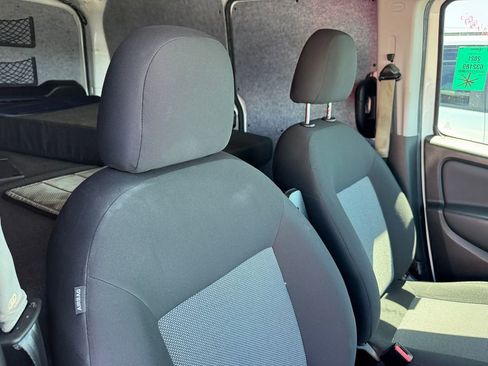 Used 2021 RAM ProMaster City Tradesman FWD image 17