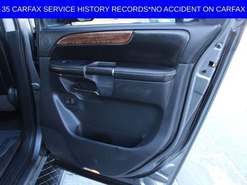 Used 2013 Nissan Armada Platinum image 25