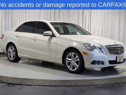 Used 2011 Mercedes-Benz E 350 4MATIC Sedan image 2